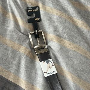 NEW Dockers M medium size 34-36 stretch, reversible belt, brown black